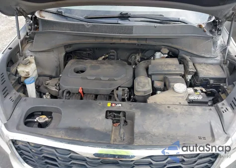 2019 Kia Sorento 2.4L Lx from USA, damaged, VIN 5XYPG4A30KG512686